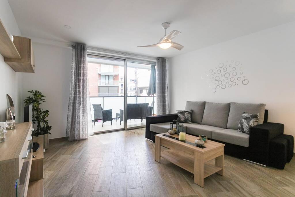Espacioso y céntrico piso con zona chill-out Alicante Exterior foto