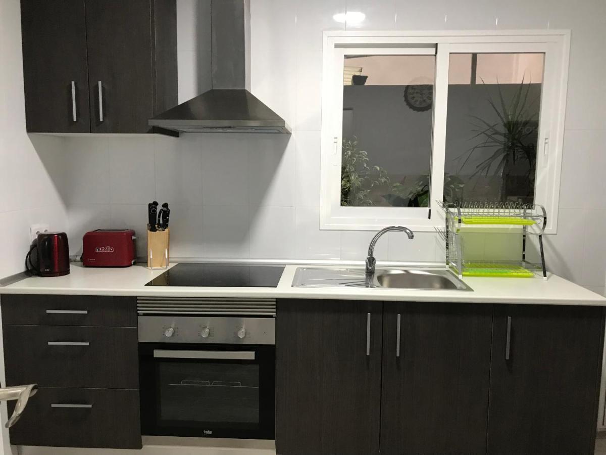 Espacioso y céntrico piso con zona chill-out Alicante Exterior foto